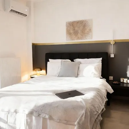 Elegant Spacious With Private Balcony Διαμέρισμα