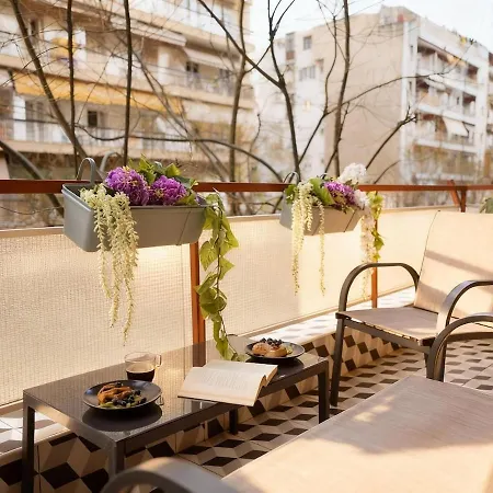 Elegant Spacious With Private Balcony *