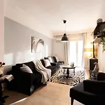 Elegant Spacious With Private Balcony *