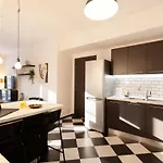 Elegant Spacious With Private Balcony *
