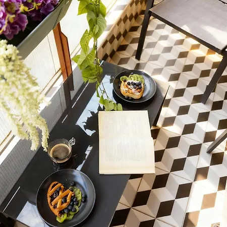 Elegant Spacious With Private Balcony Salonicco