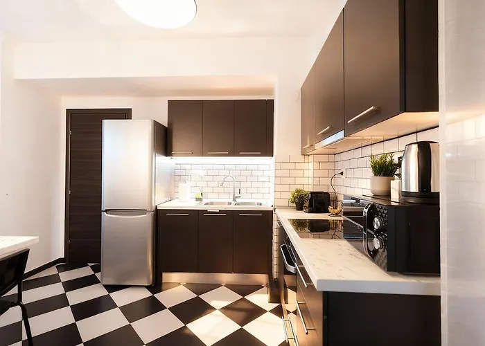 Elegant Spacious With Private Balcony * Thessalonique