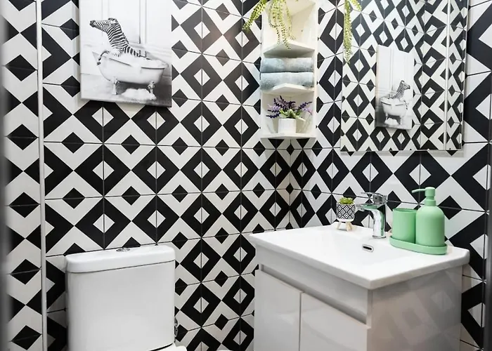 Elegant Spacious With Private Balcony Appartamento Salonicco