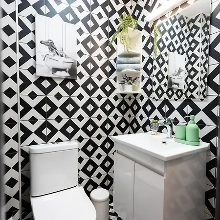 Elegant Spacious With Private Balcony Lägenhet Thessaloníki